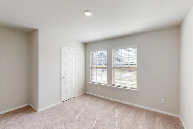 $314,990 | 7416 Sunset Vly Lane, Krum, TX 76249