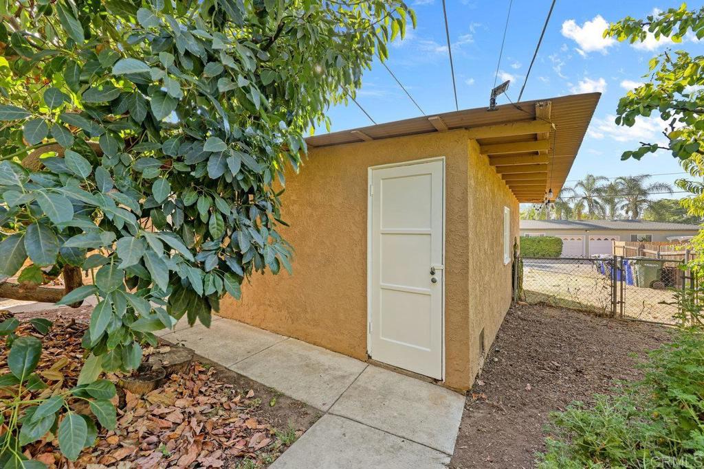 4530-32 4th Street La Mesa, CA 91941 - Photo 36 of 50 a view of a backyard