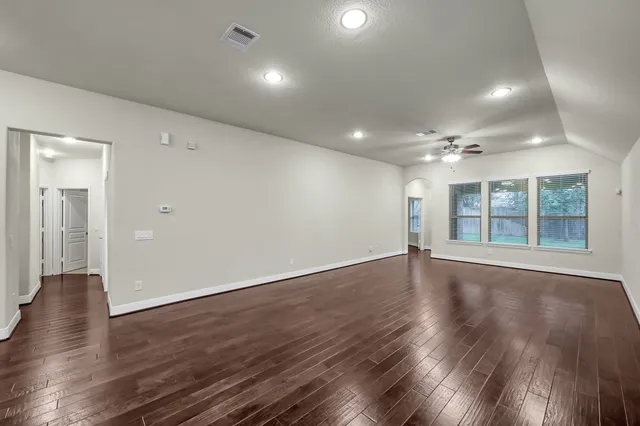 $3,250 | 126 Pioneer Canyon Place, Tomball, TX 77375