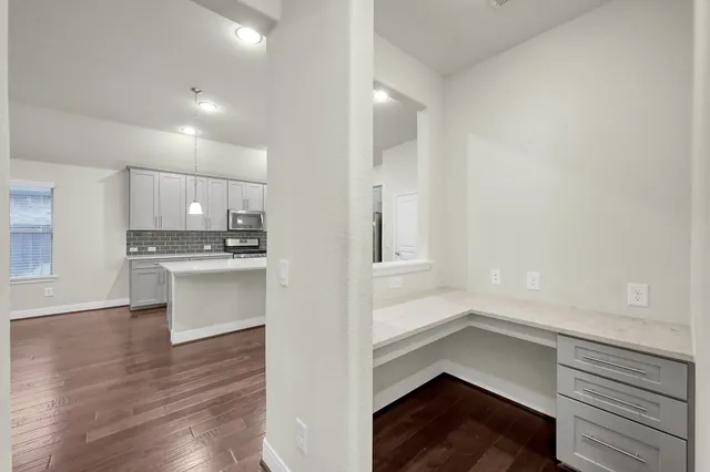 $3,250 | 126 Pioneer Canyon Place, Tomball, TX 77375