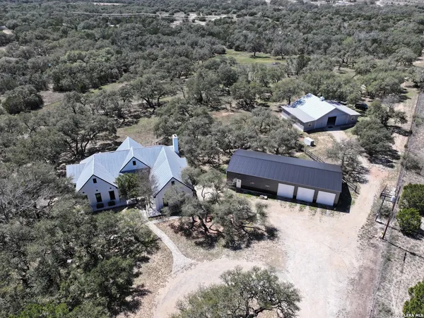 $1,600,000 | 795 Persimmon Hill, Bulverde, TX 78163