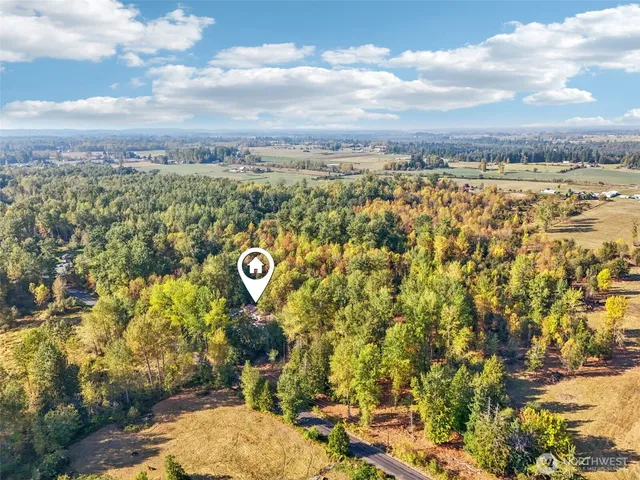 $1,000,000 | 27515 Entwhistle Road East, Buckley, WA 98321