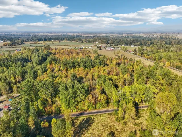 $1,000,000 | 27515 Entwhistle Road East, Buckley, WA 98321
