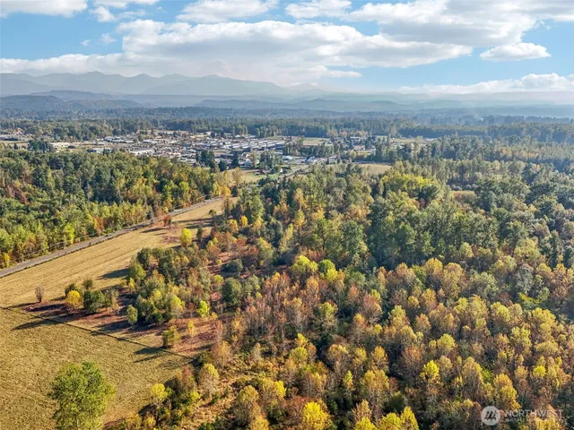 $1,000,000 | 27515 Entwhistle Road East, Buckley, WA 98321