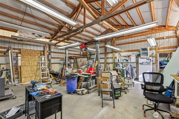 $1,000,000 | 27515 Entwhistle Road East, Buckley, WA 98321