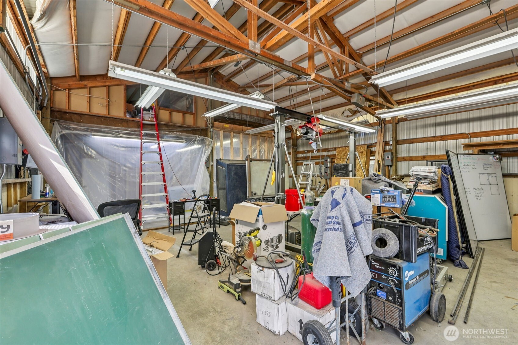 27515 Entwhistle Road East Buckley, WA 98321 - Photo 8 of 17