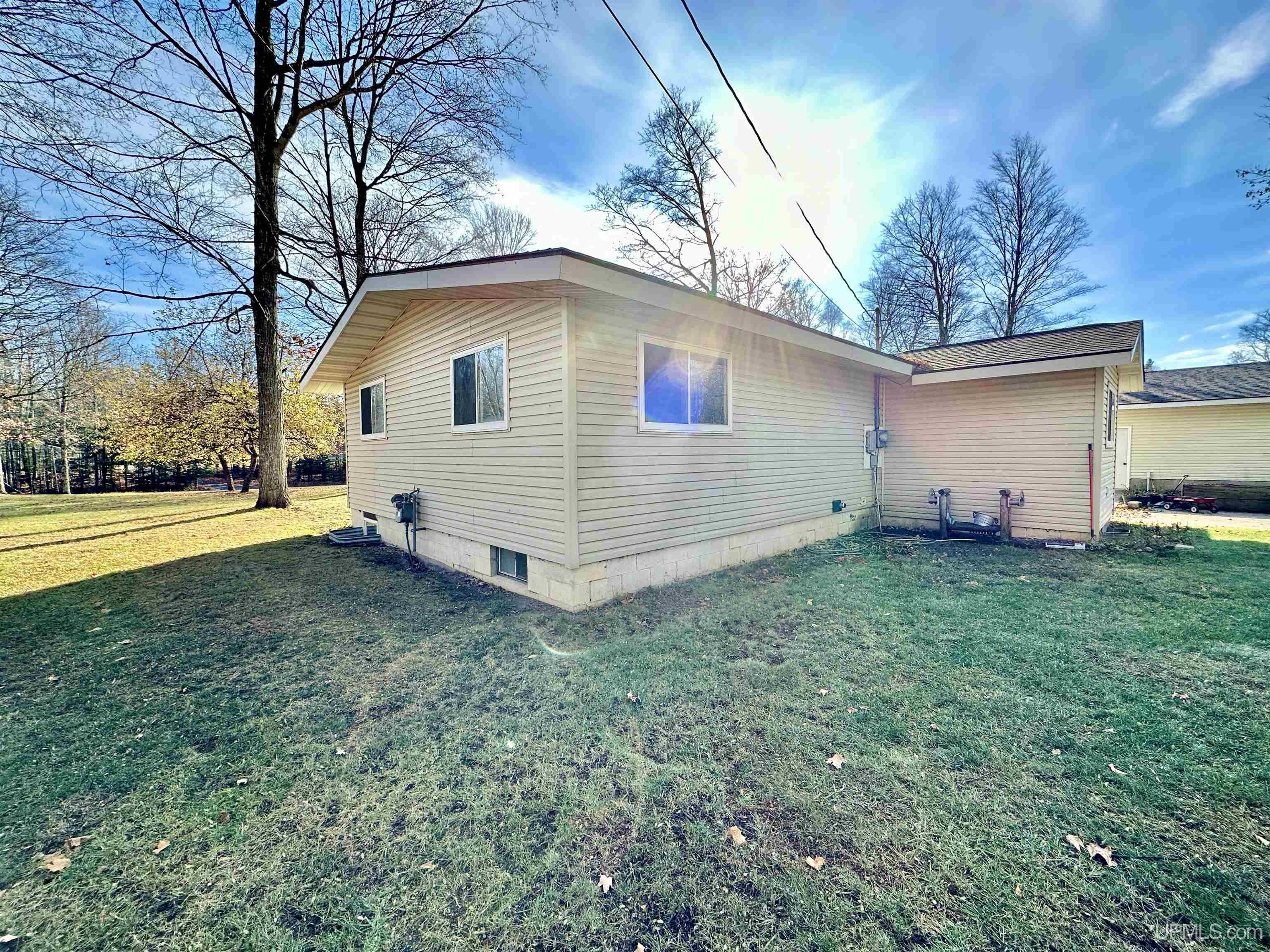 10661 South 75 Road Rapid River, MI 49878 - Photo 42 of 47