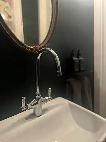 $695,000 | 17 Washington Avenue, Millbrook, NY 12545