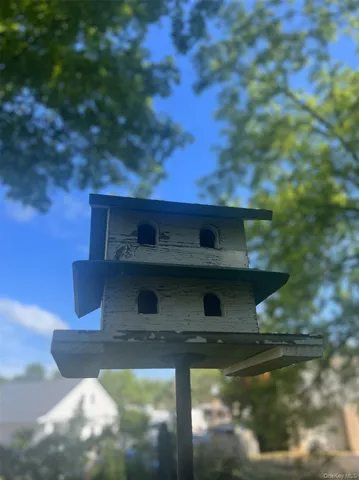 $695,000 | 17 Washington Avenue, Millbrook, NY 12545