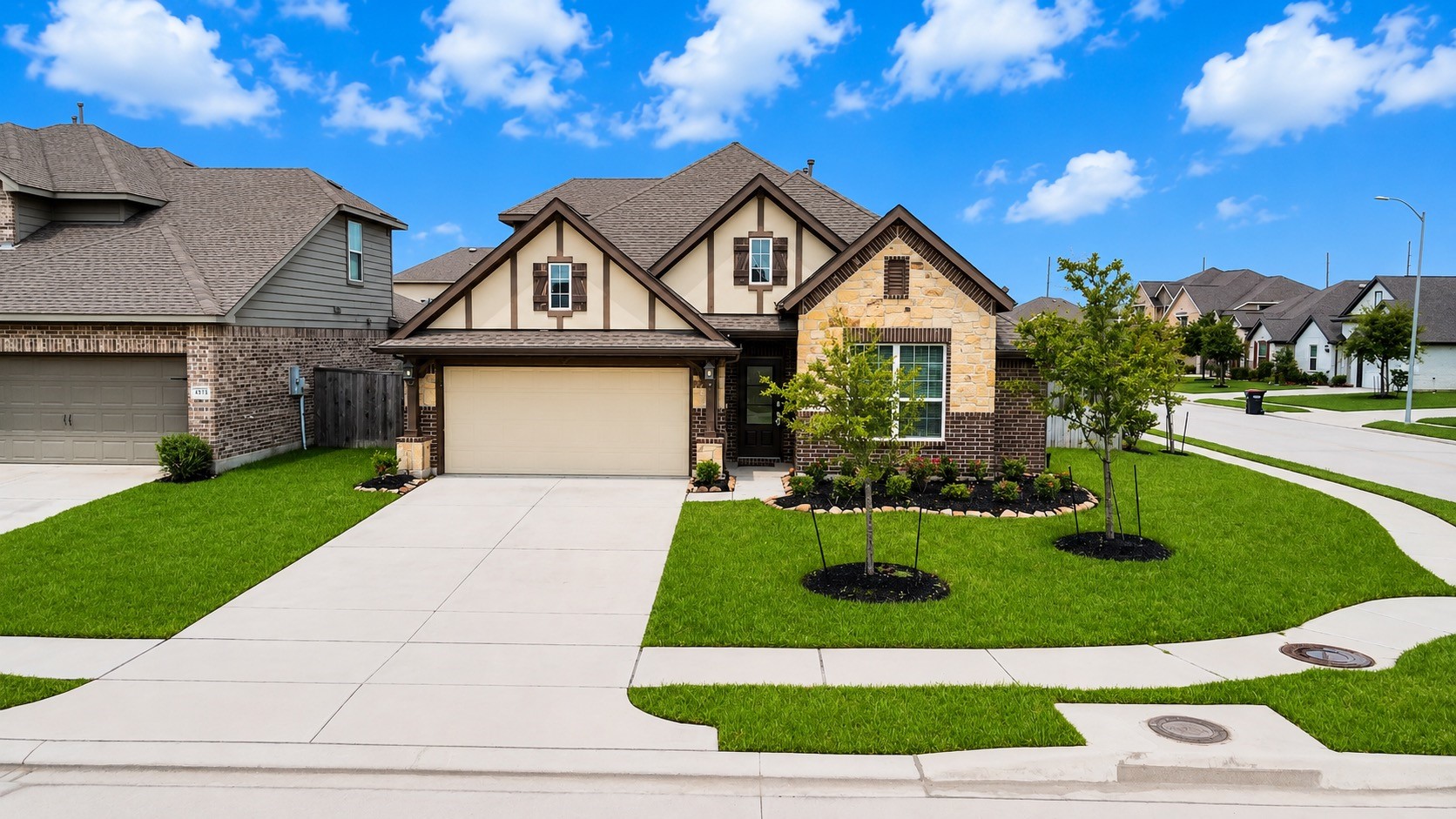 4537 Whitehaven Pine Way Rosharon, TX 77583 - Photo 3 of 35