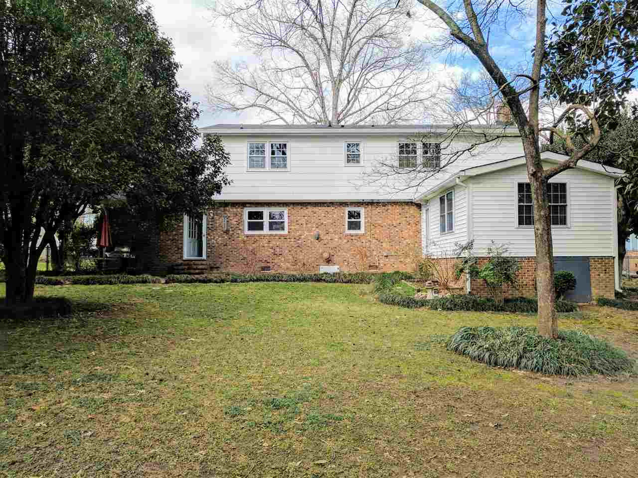 1004 Wofford Lane Raleigh, NC 27609 - Photo 10 of 13 Photo 10