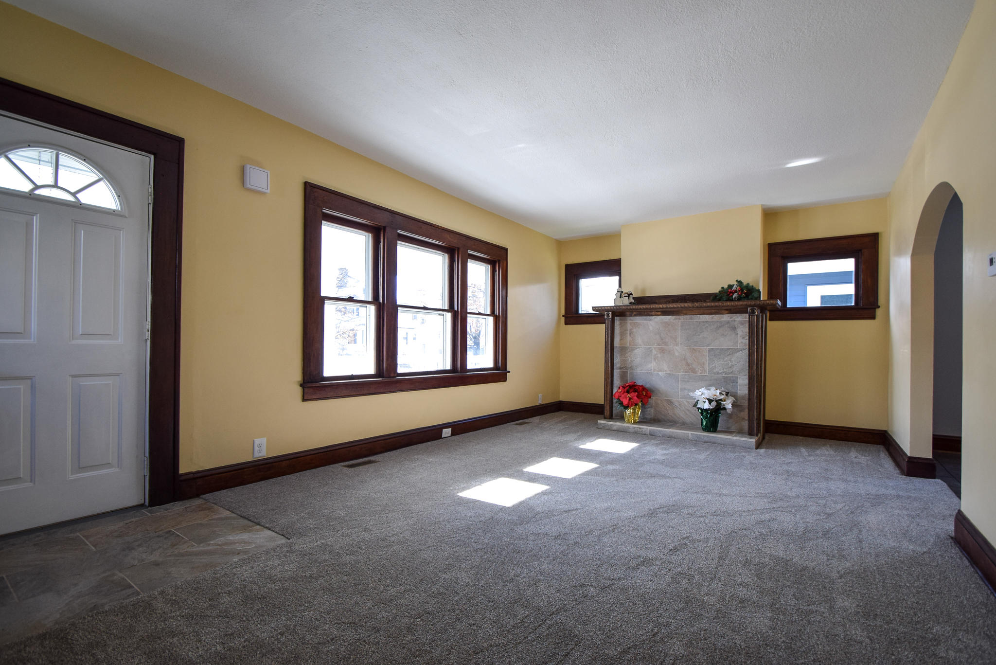 608 East Cecil Street Springfield, OH 45503 - Photo 8 of 37 Gallery Image 8