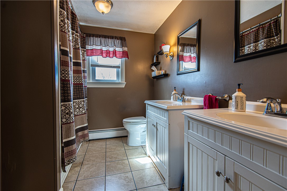 58 Schofield Street West Warwick, RI 02893 - Photo 16 of 24