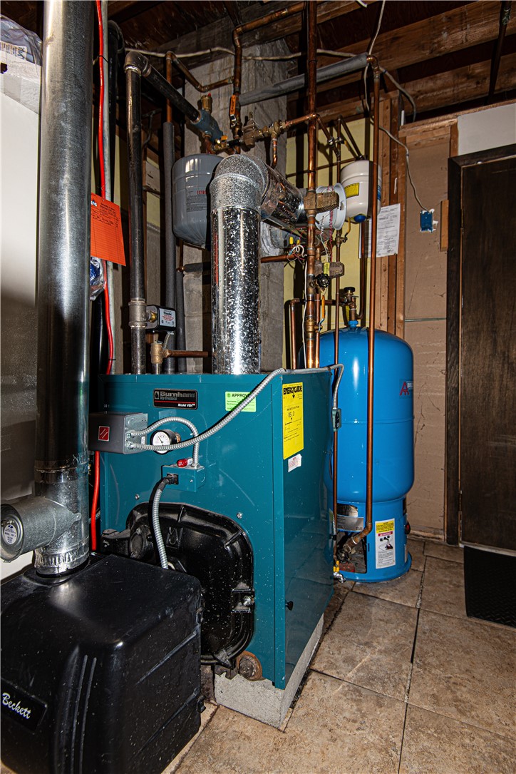 58 Schofield Street West Warwick, RI 02893 - Photo 22 of 24