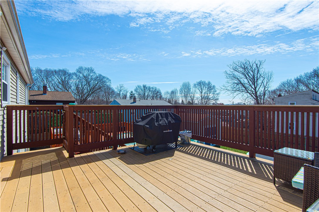 58 Schofield Street West Warwick, RI 02893 - Photo 10 of 24