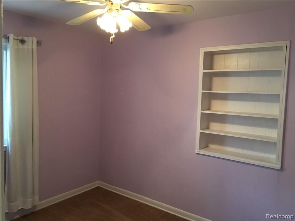 2711 Normandy Road Royal Oak, MI 48073 - Photo 10 of 19