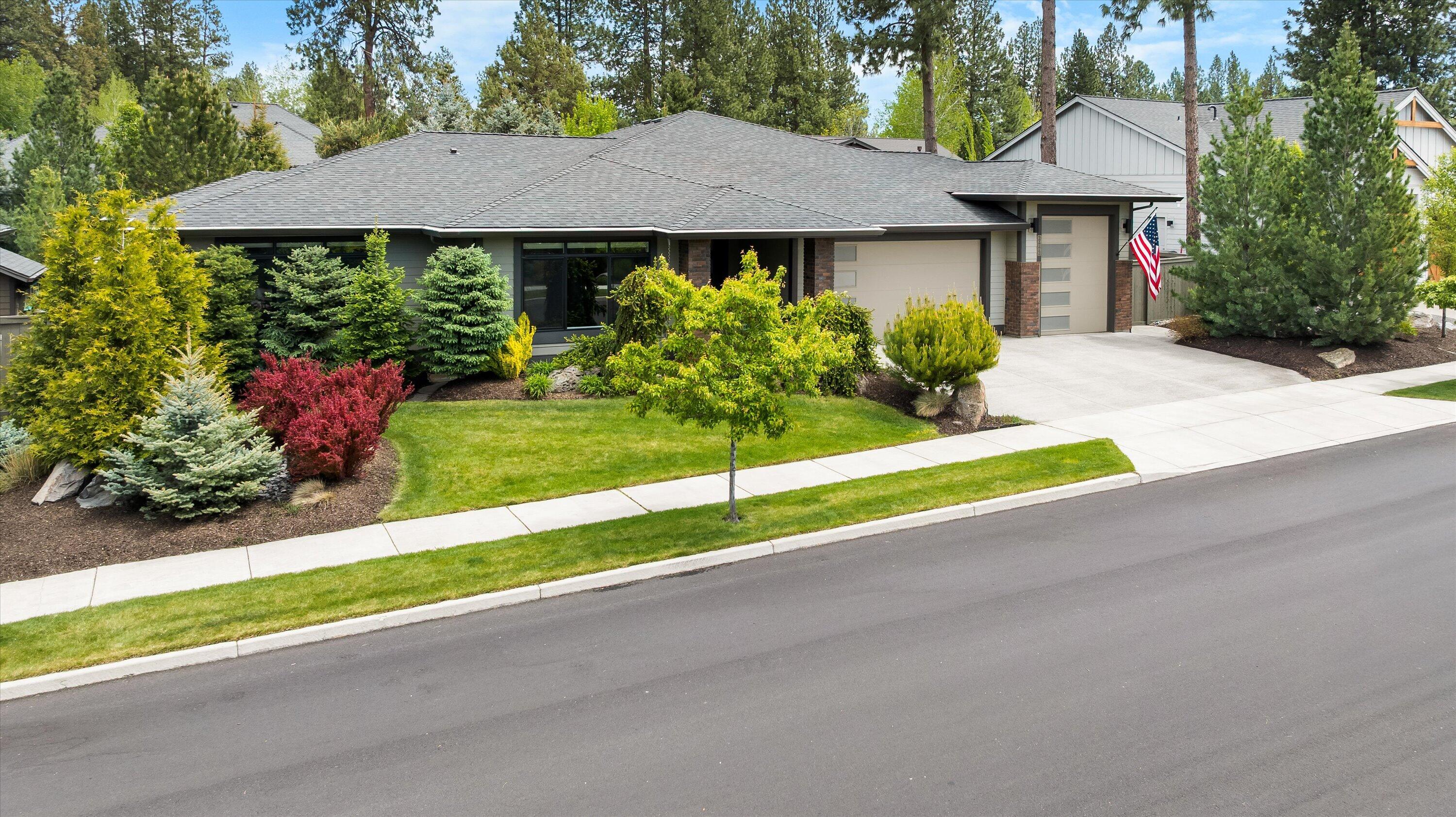 60886 Southwest Headwaters Loop Bend, OR 97702 - Photo 47 of 62 48-260514_JILLROSELL-10