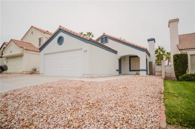 $2,500 | 9032 Quiet Cove Way, Las Vegas, NV 89117
