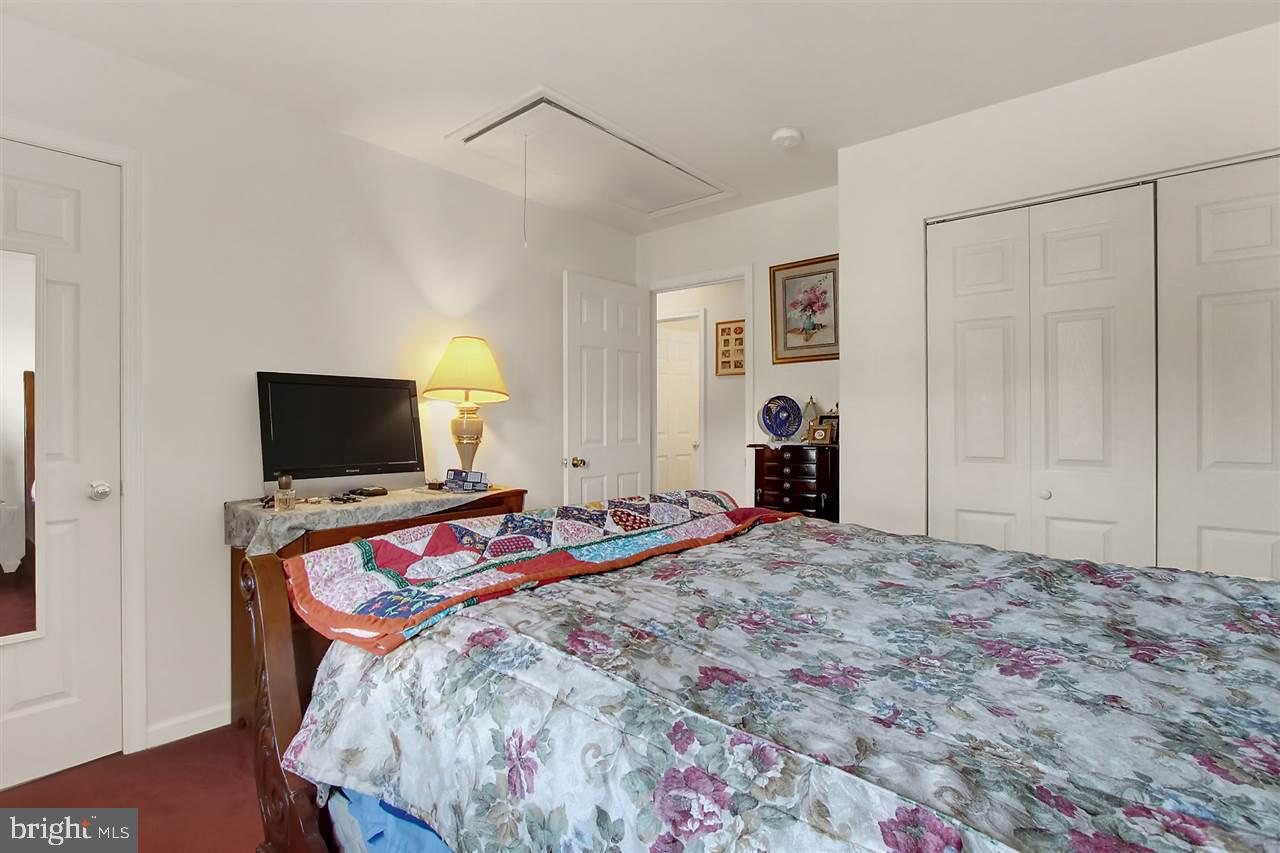 3122 Sundial Road Dover, PA 17315 - Photo 15 of 25 Gallery Image 15