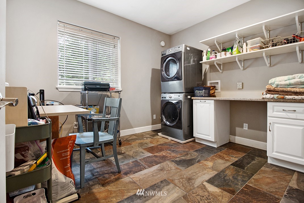 19412 43rd Avenue Southeast Bothell, WA 98012 - Photo 17 of 25 Gallery Image 17