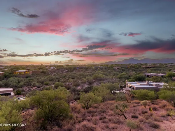 $165,000 | 12457 North Piping Rock Road, Unit 48, Tucson, AZ 85755
