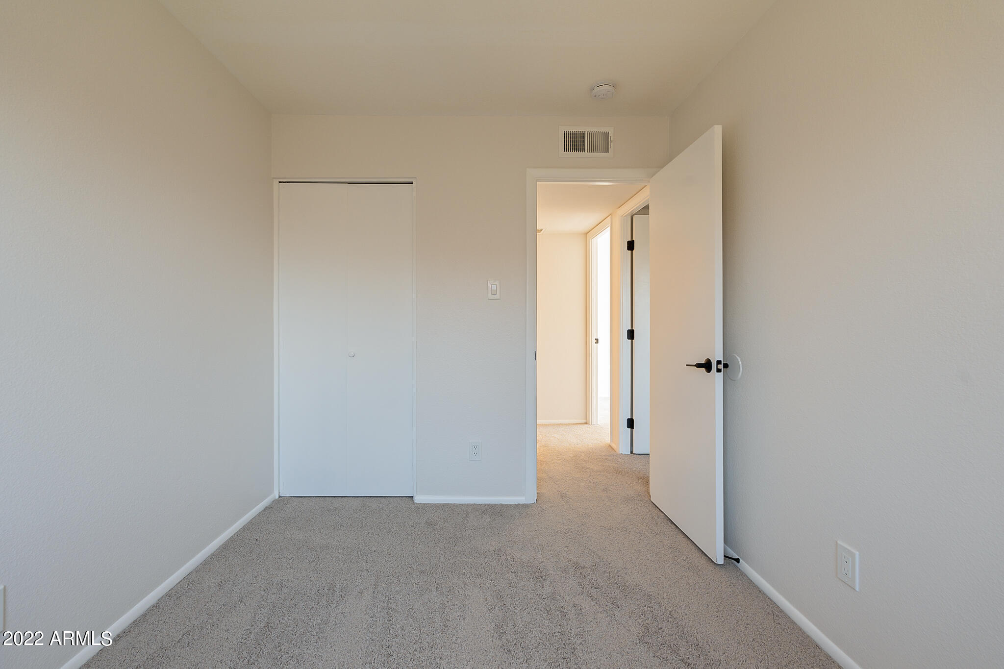 4103 West Wonderview Road Phoenix, AZ 85019 - Photo 18 of 19 listing_17