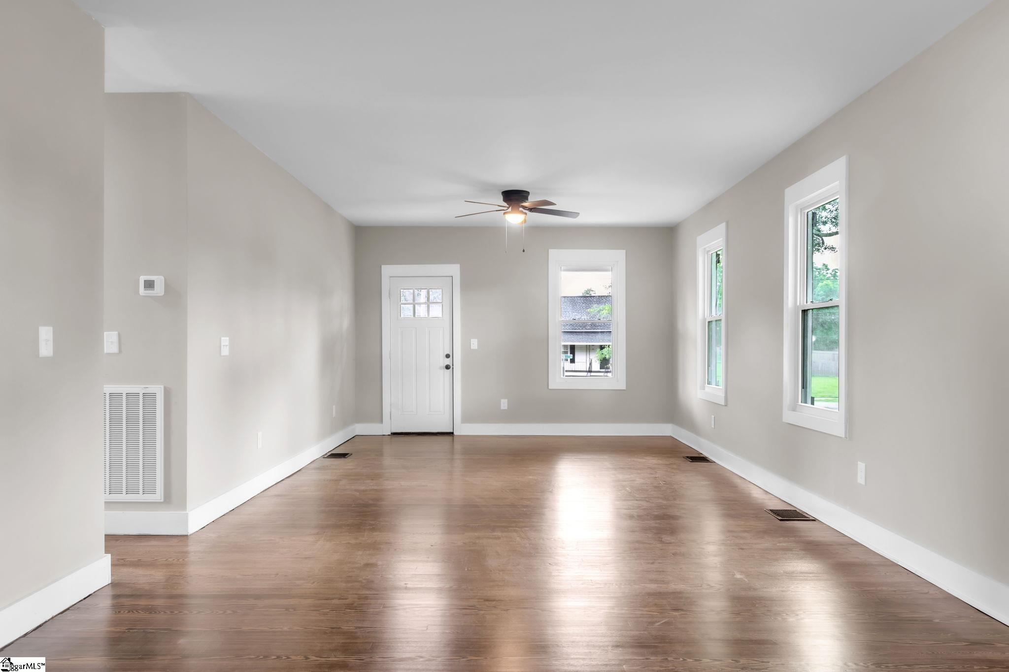 301 Anderson Street Pelzer, SC 29669 - Photo 7 of 31