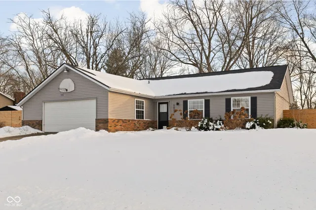 $310,000 | 5823 Lakeland Drive, Indianapolis, IN 46220