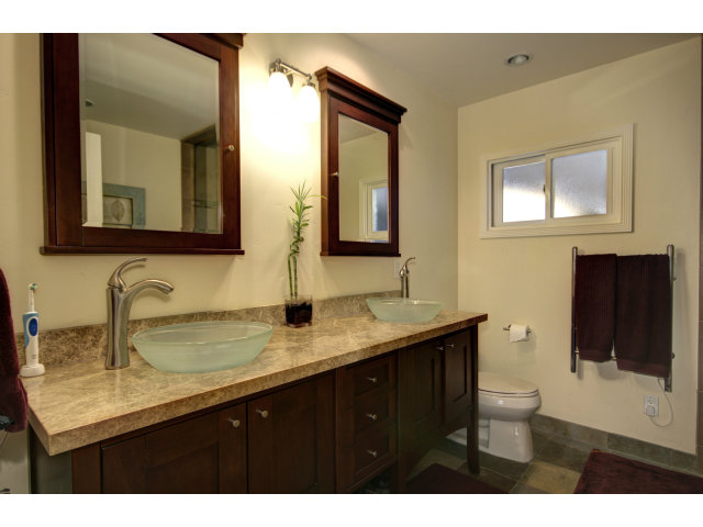 269 Montclair Road Los Gatos, CA 95032 - Photo 5 of 13 Gallery Image 5