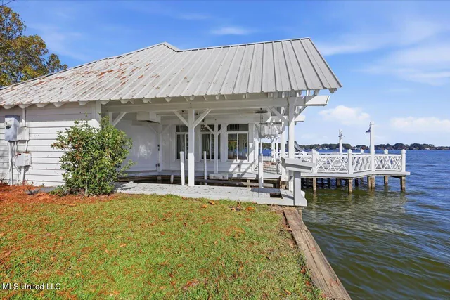 $549,000 | 125 Waterford Lane, Madison, MS 39110