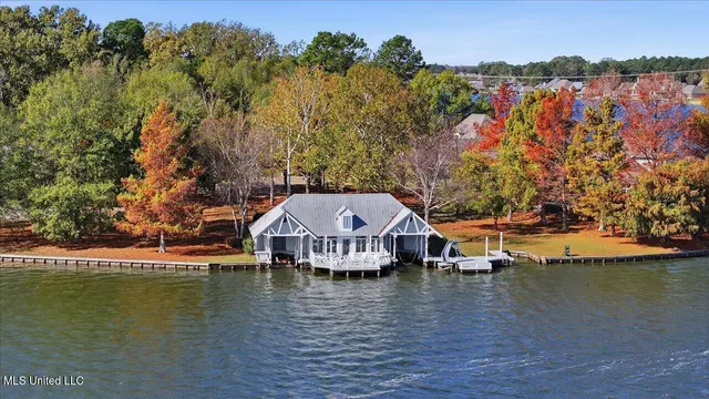 $549,000 | 125 Waterford Lane, Madison, MS 39110