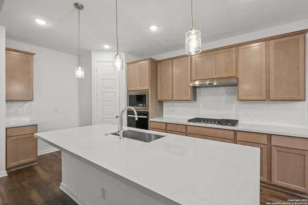 $524,990 | 409 Foxtail Canyon, Cibolo, TX 78108