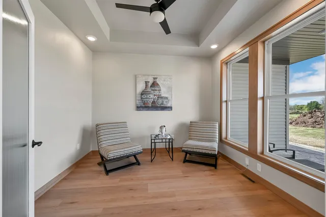 $679,900 | 1629 North Honeysuckle Drive, De Pere, WI 54115