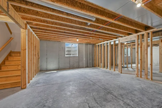 $679,900 | 1629 North Honeysuckle Drive, De Pere, WI 54115