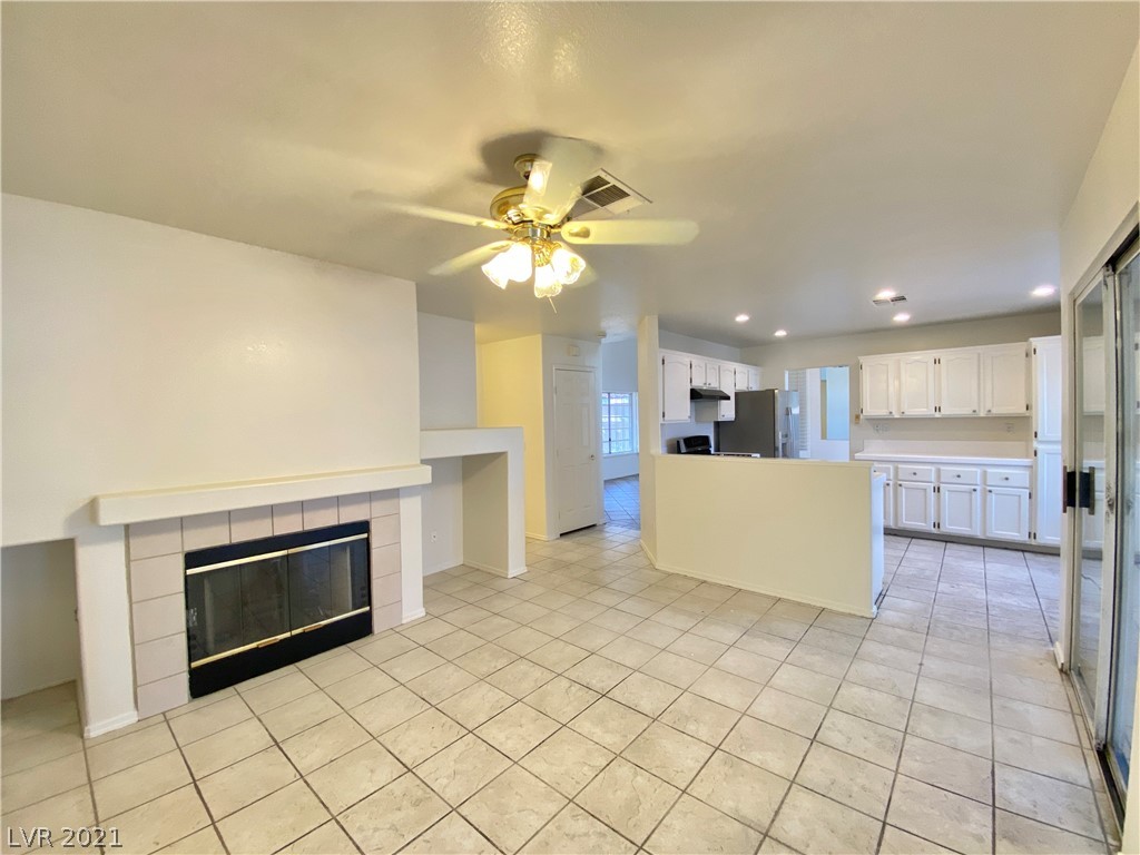 30 Knightsboro Road Henderson, NV 89074 - Photo 9 of 29