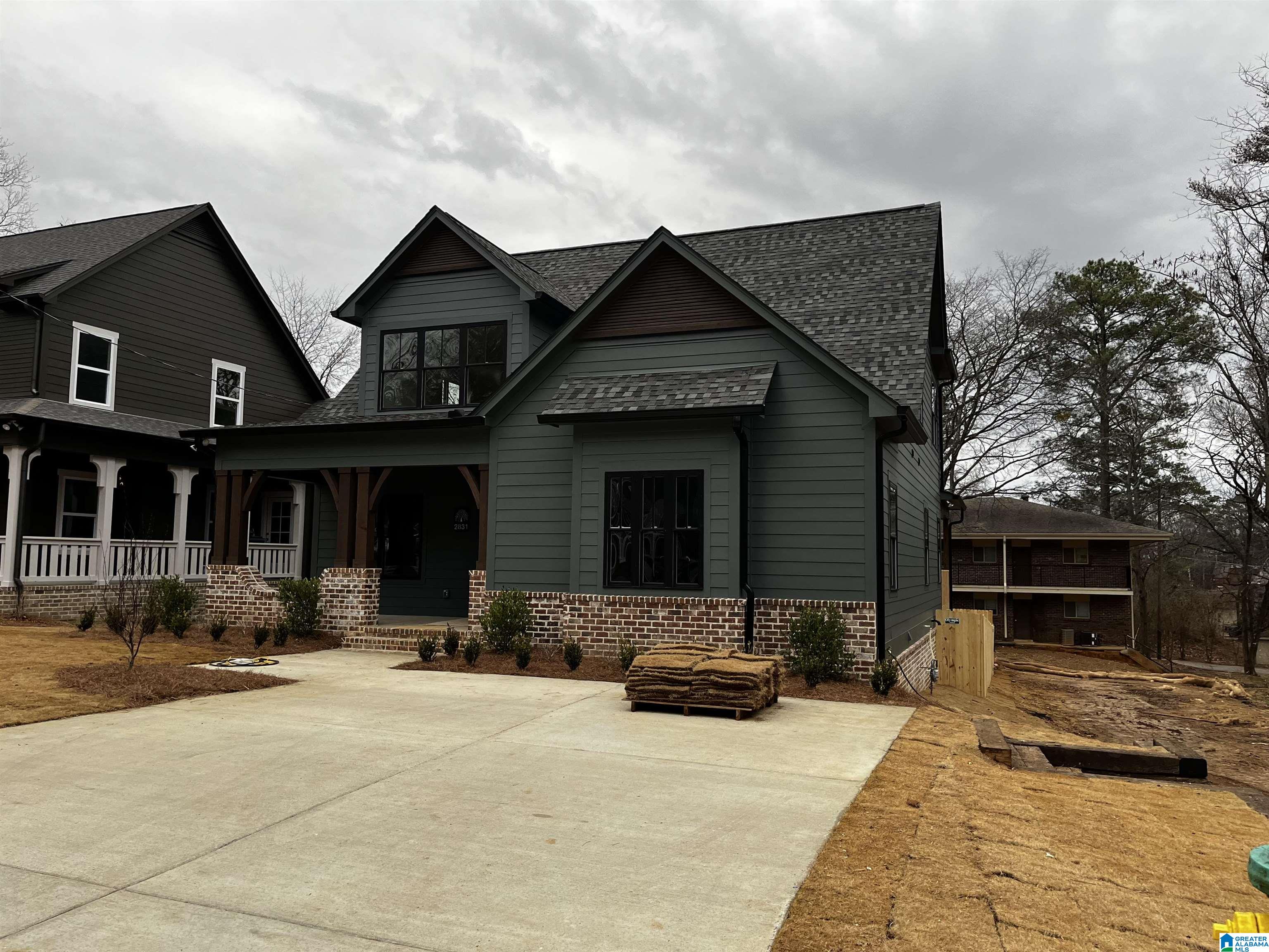 2831 16th Place South Birmingham, AL 35209 - Photo 2 of 2