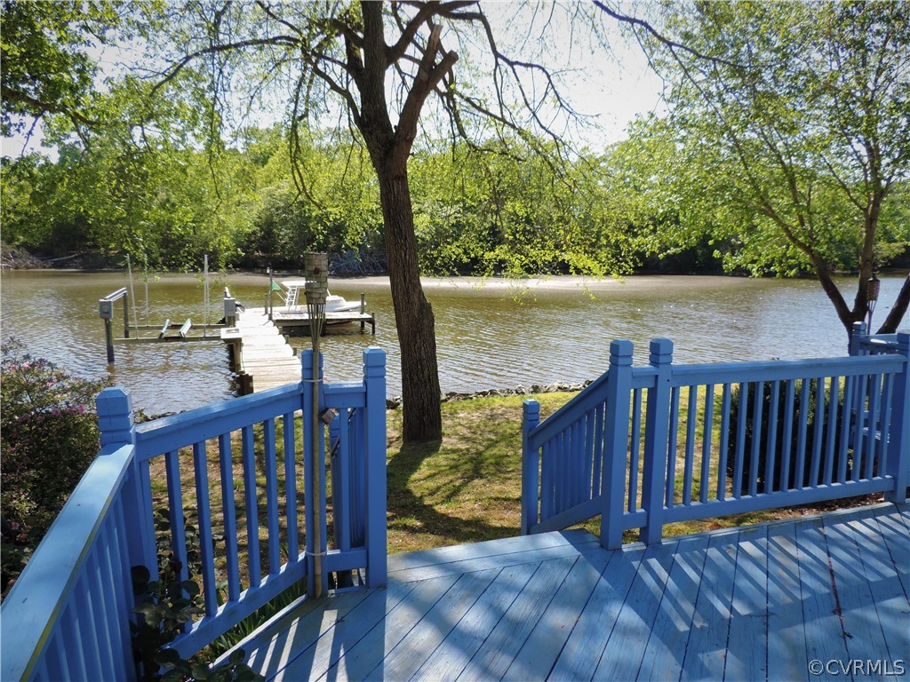 405 Farrier's Road White Stone, VA 22578 - Photo 10 of 50 Gallery Image 10