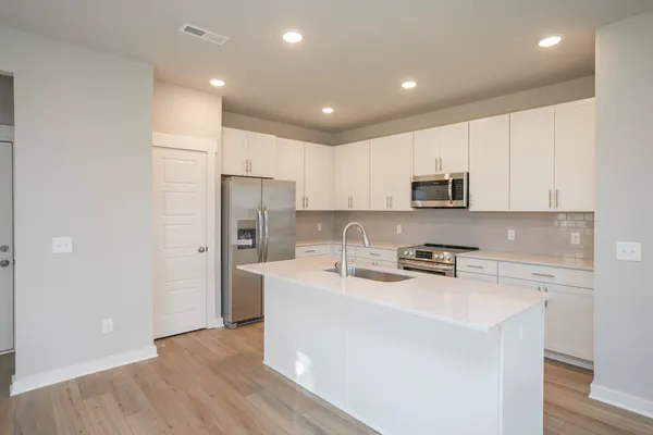 $2,075 | 2217 Hospitality Lane, Murfreesboro, TN 37128