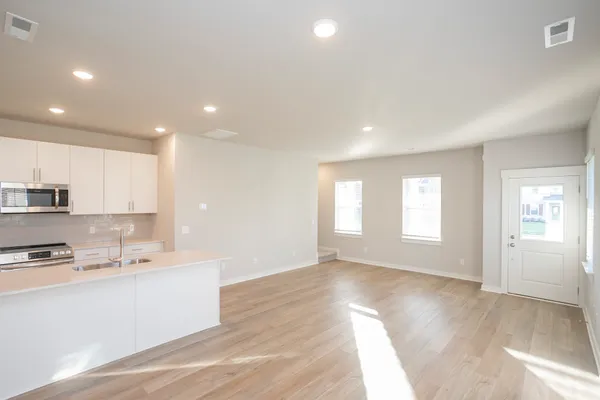 $2,075 | 2217 Hospitality Lane, Murfreesboro, TN 37128