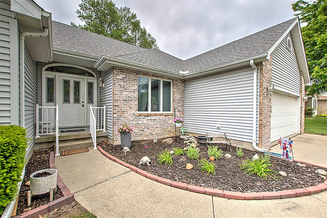 2575 Deerfield Court Decatur, IL 62521 - Photo 7 of 34