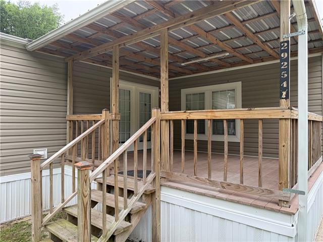 29256 Sticker Bay Road Lacombe, LA 70445 - Photo 3 of 20