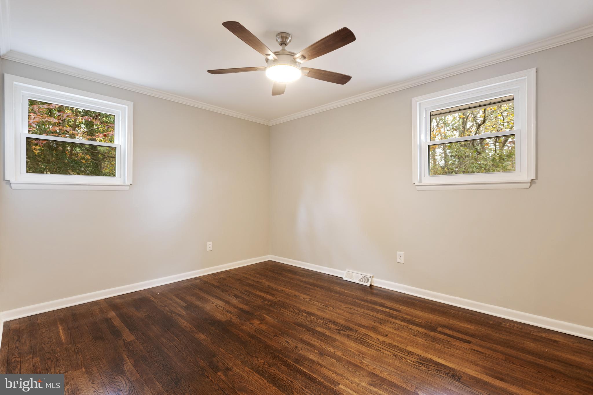 836 Woods Road Pasadena, MD 21122 - Photo 7 of 35 Gallery Image 7