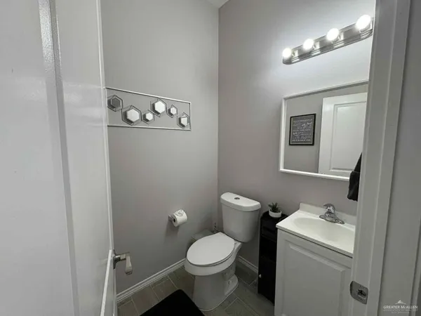 $2,500 | 2007 Cassandra Street, Mission, TX 78572