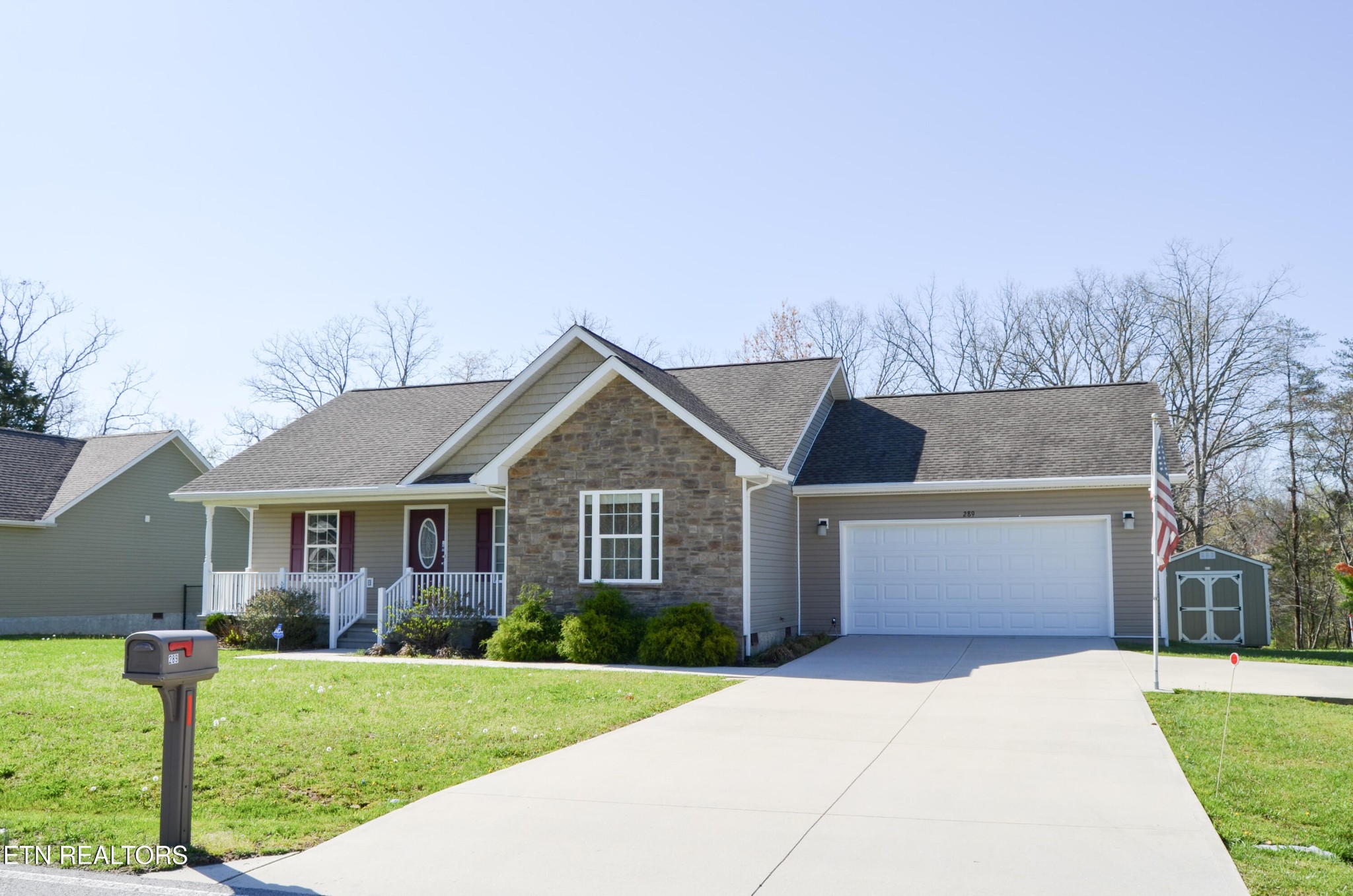 289 Deerfield Road Crossville, TN 38555 - Photo 3 of 31 Gallery Image 3
