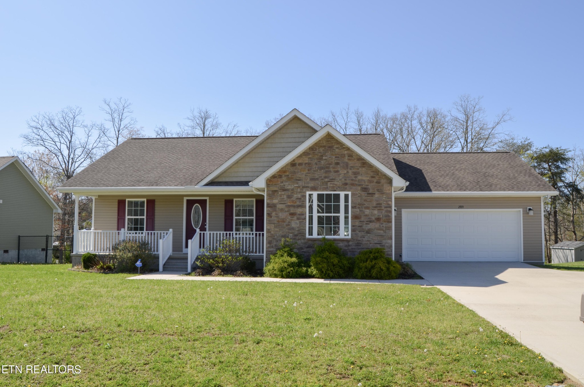 289 Deerfield Road Crossville, TN 38555 - Photo 4 of 31 Gallery Image 4