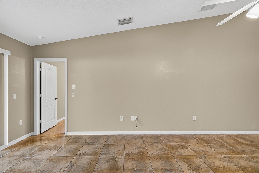 361 Del Monte Road Sebastian, FL 32958 - Photo 12 of 36 Gallery Image 12