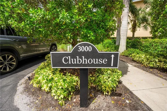 $3,800 | 3001 Sandpiper Bay Circle, Unit B105, Naples, FL 34112