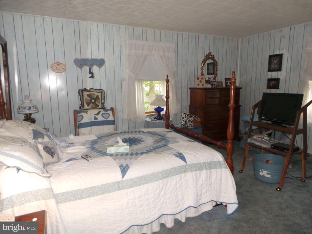 1373 Audubon Road Hedgesville, WV 25427 - Photo 11 of 30 Bedroom