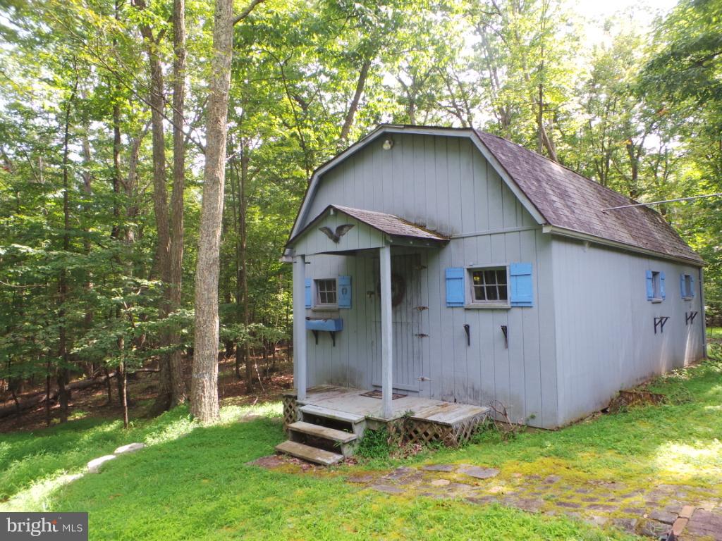 1373 Audubon Road Hedgesville, WV 25427 - Photo 26 of 30 Workshop out back
