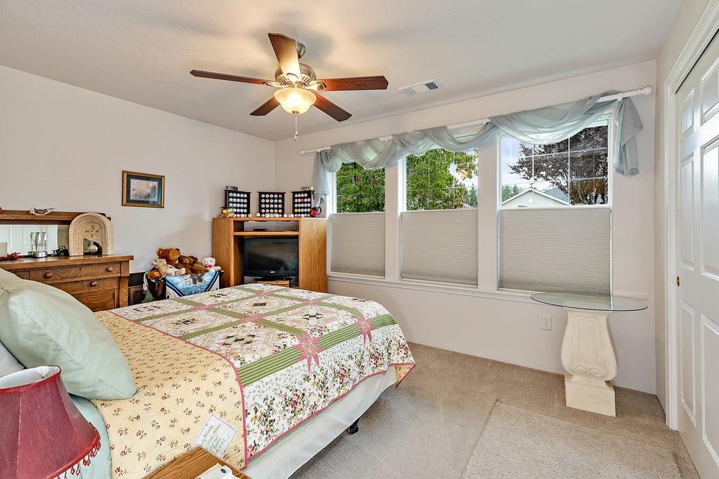 208 Keystone Way Eagle Point, OR 97524 - Photo 28 of 35 Additional Photo